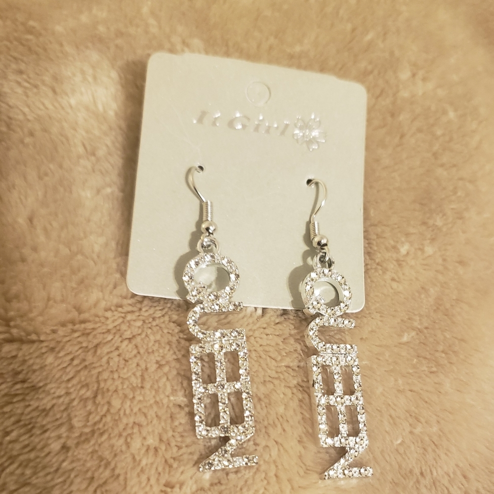 Link Rhinestone Letter Drop Earrings